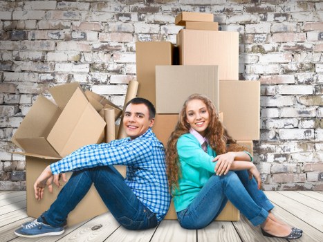 Local movers helping a Kingston Vale household prepare for moving day